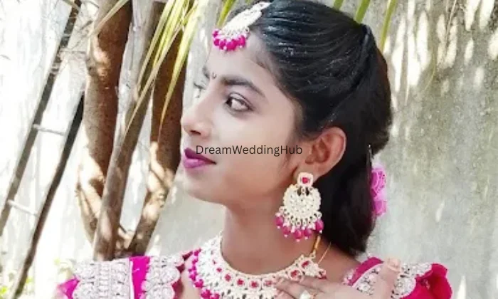 Swamini beauty parlor